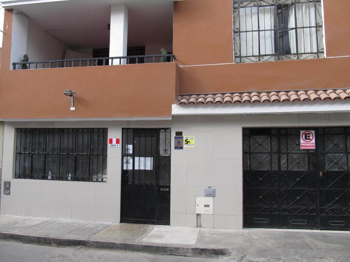Calle 5 - Lima Airport Callao Kültér fotó
