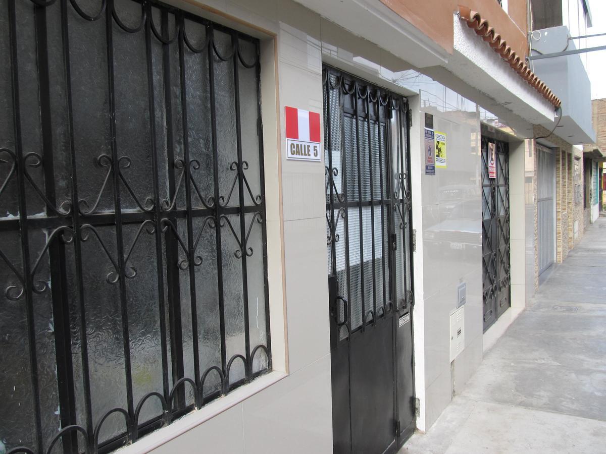 Calle 5 - Lima Airport Callao Kültér fotó