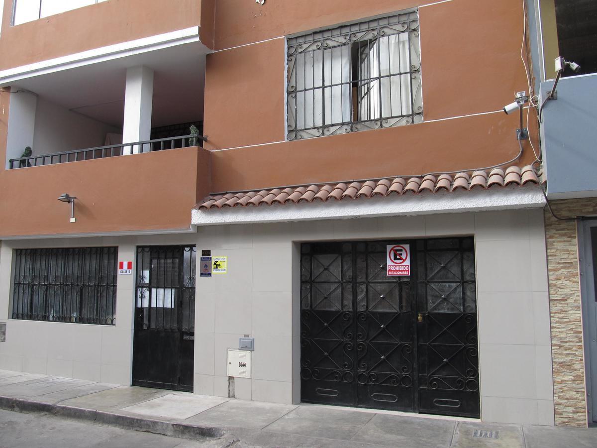Calle 5 - Lima Airport Callao Kültér fotó